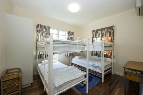 Twin Cottages - Lennox Head Accommodation 0