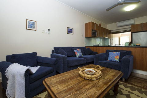 Twin Cottages - Lennox Head Accommodation 1