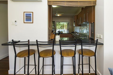 Twin Cottages - Lennox Head Accommodation 3