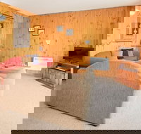 Seeblick 2 on Lake Jindabyne - Lennox Head Accommodation