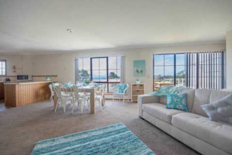 Astro Place - Lennox Head Accommodation 0