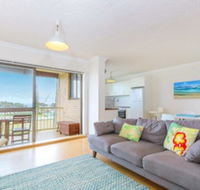 Beachside Bliss 12 Kingsway - Lennox Head Accommodation