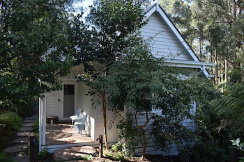 Forest Edge Cottage At Merrow Cottages - Lennox Head Accommodation 6