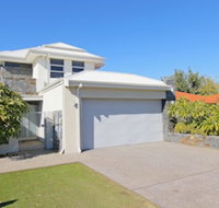 Ambar Villa - Lennox Head Accommodation