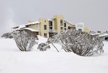 Chalet Hotham 3 - Lennox Head Accommodation 1