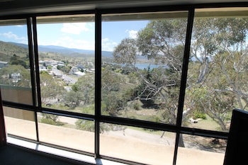 Kirwan Apartment 18 - Large Jindabyne Apartment - Lennox Head Accommodation 1