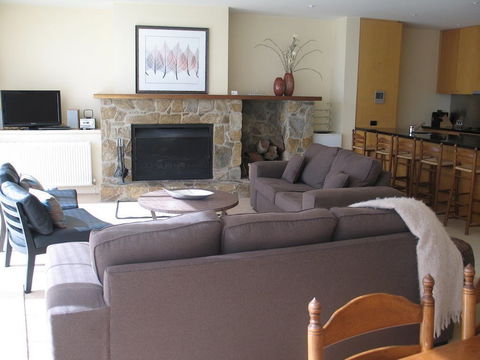 Mark II 2 West - Lennox Head Accommodation 2