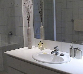 Mark II 2 West - Lennox Head Accommodation 6