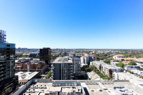 Urban Oasis - Designed Service Apartment - Lennox Head Accommodation 6