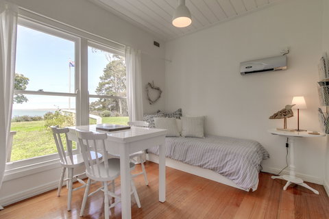 Heronswood Cottage - Lennox Head Accommodation 3