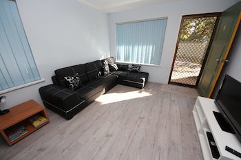 Dunbar Court Unit 4 At South West Rocks - Lennox Head Accommodation 0