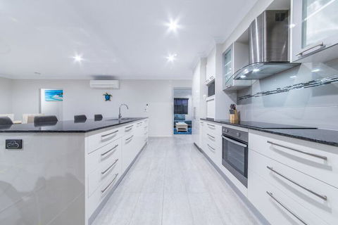 Whitsunday Sands - Cannon Valley - Lennox Head Accommodation 2