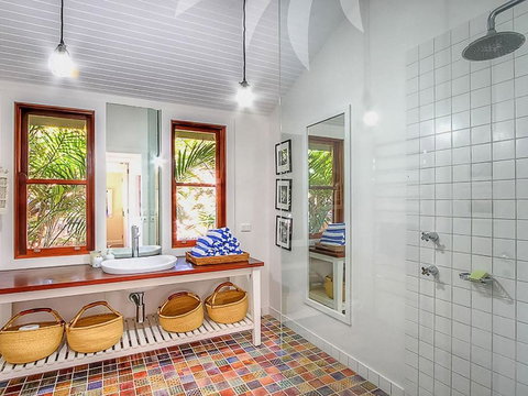 Barefoot On Blueys - Lennox Head Accommodation 4