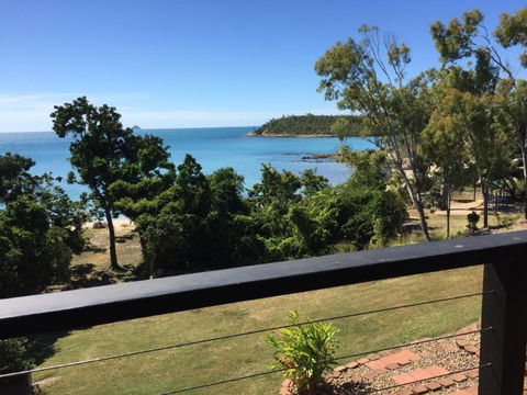 Hydeaway Retreat Beach House Hydeaway Bay - Lennox Head Accommodation 4