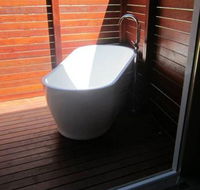 Yurt by Sea - Lennox Head Accommodation