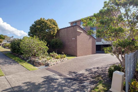 Kamilaroi Unit 6, 58-60 Magnus Street - Lennox Head Accommodation 1