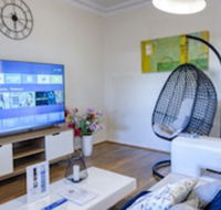 Wollongong train station holiday house - Lennox Head Accommodation
