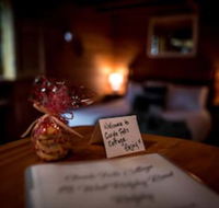 Guide Falls Cottage - Lennox Head Accommodation
