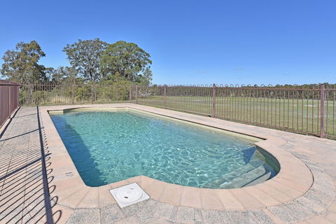 Ironstone Estate - Lennox Head Accommodation 1