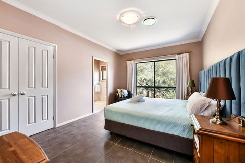 Ironstone Estate - Lennox Head Accommodation 5