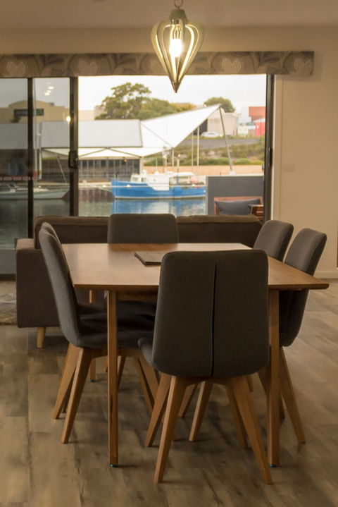 Ulverstone Waterfront Apartments - Lennox Head Accommodation 5