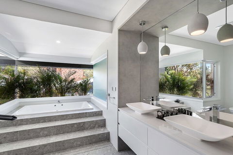 La Luna Shoal Bay - Lennox Head Accommodation 4