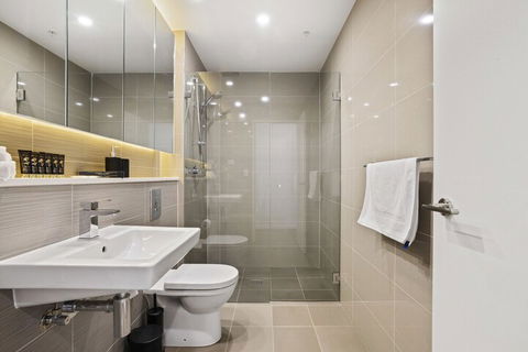 HomeHotel Waterside Luxury & New Residences - Lennox Head Accommodation 4