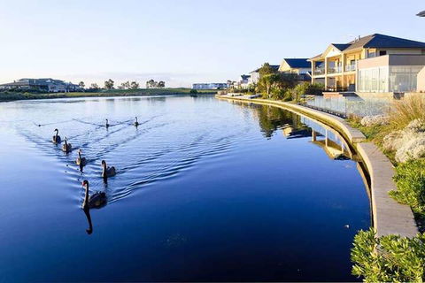 104 Sanctuary Lake Donatella Retreat - Lennox Head Accommodation 2
