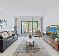 HomeHotel New  Walking to Shopping Super Clean - Lennox Head Accommodation
