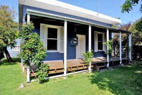 MY Fair Lady External Bathroom PET Friendly - Lennox Head Accommodation 0