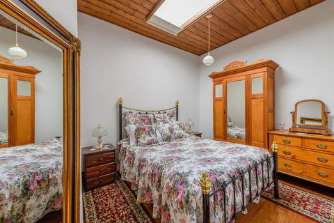 Sargeants & Armoury Cottages 1823 - Lennox Head Accommodation 7