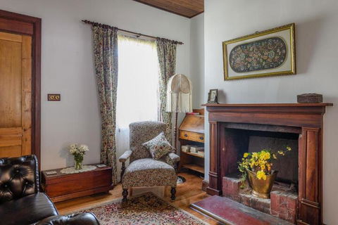 Sargeants & Armoury Cottages 1823 - Lennox Head Accommodation 2