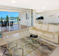 Sunrise Apartments Tuncurry - Lennox Head Accommodation