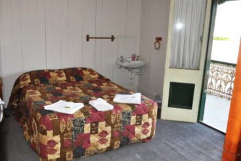 Australian Hotel Boonah - Lennox Head Accommodation 3