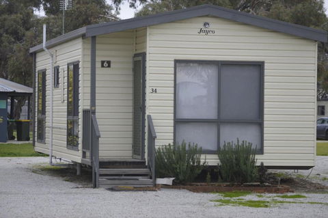 Kerang Cabins - Lennox Head Accommodation 2