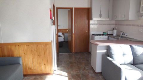 Kerang Cabins - Lennox Head Accommodation 6