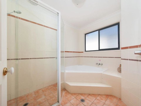 Portovenere Fishermans Bay - Lennox Head Accommodation 4