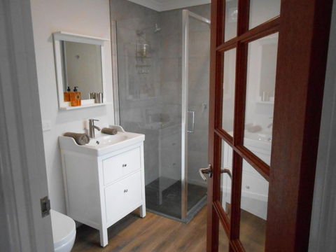 Lakeview - Lennox Head Accommodation 4