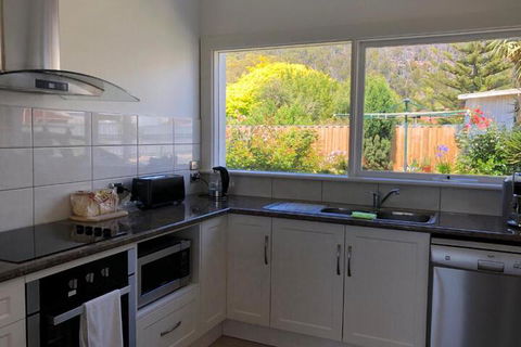 Seaside Retreat - Lennox Head Accommodation 7