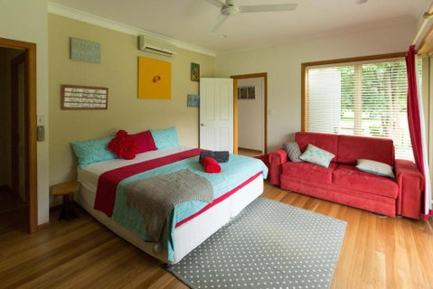 Cairns Homestead Acreage Pet & Family Friendly - Lennox Head Accommodation 3