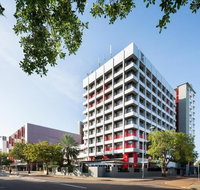 H on Smith Hotel - Lennox Head Accommodation