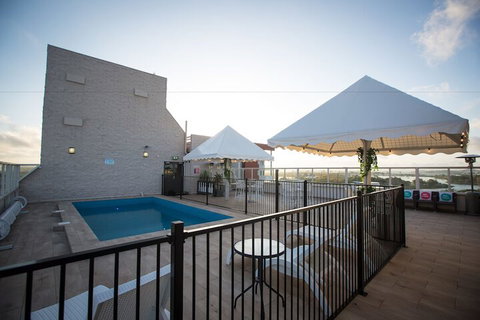 Gladstone Reef Hotel Motel - Lennox Head Accommodation 4