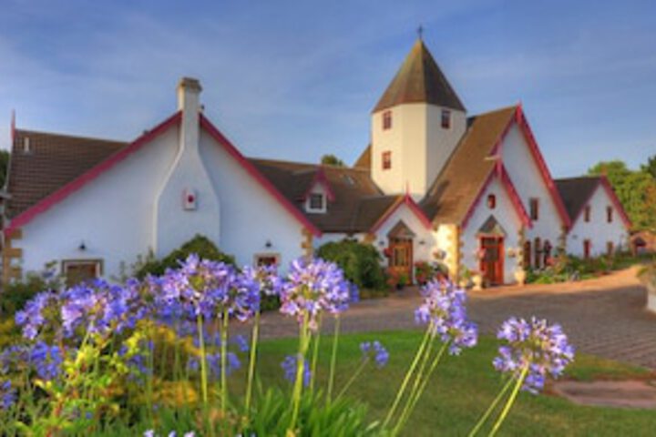 Richmond TAS Lennox Head Accommodation