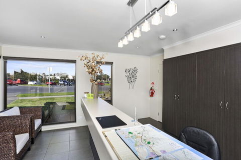 Elm Tree Motel - Lennox Head Accommodation 1