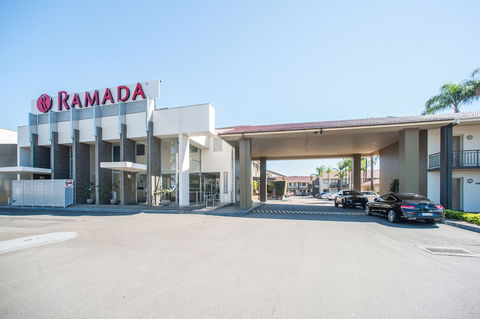 Ramada Hotel & Suites Sydney Cabramatta - Lennox Head Accommodation 2