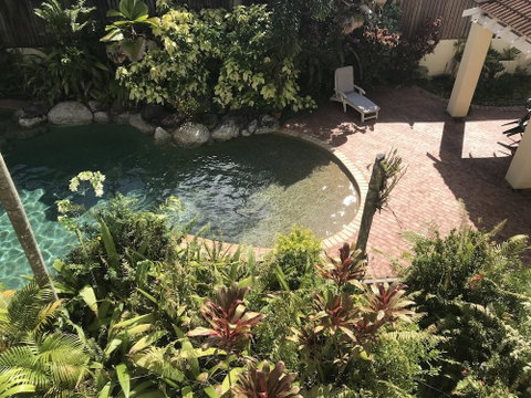 Villa Vaucluse Apartments Of Cairns - Lennox Head Accommodation 1