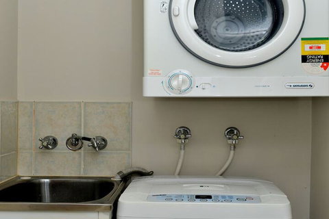 Waterfront Terraces - Lennox Head Accommodation 7