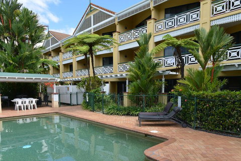 Waterfront Terraces - Lennox Head Accommodation 2