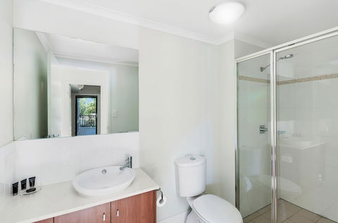 Elysium Apartments - Lennox Head Accommodation 6