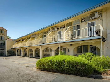 Canberra Short Term And Holiday Accommodation - Lennox Head Accommodation 1